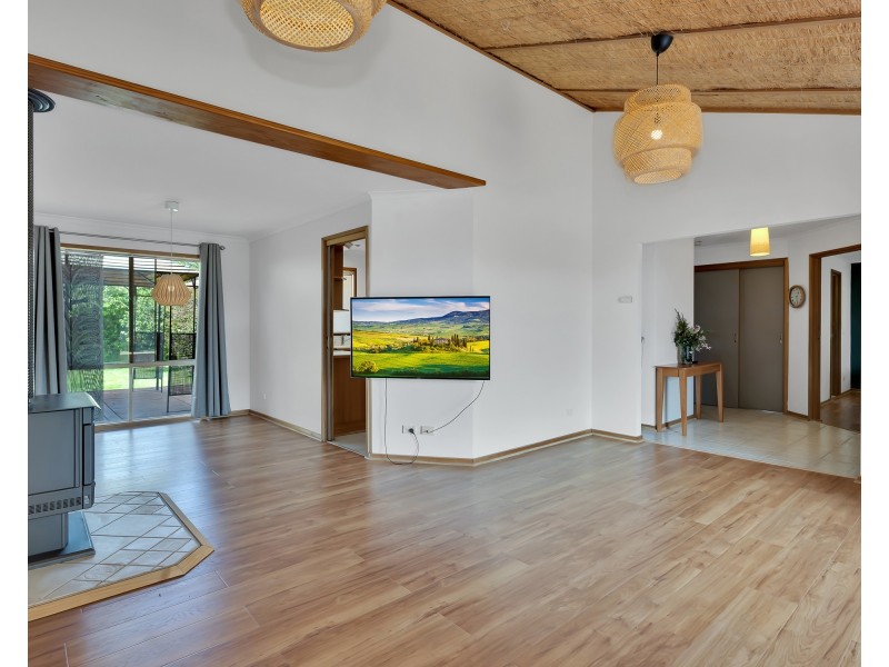 7 Mildura Crescent, Endeavour Hills VIC 3802