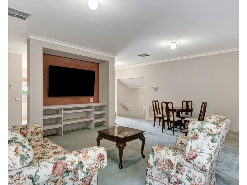 7 Erica Close, Endeavour Hills VIC 3802