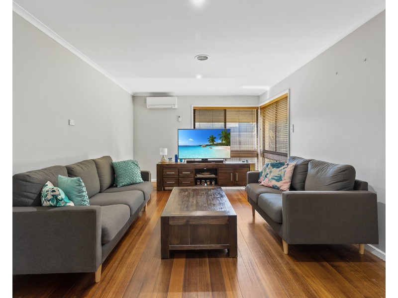 25 Scotsburn Way, Endeavour Hills VIC 3802