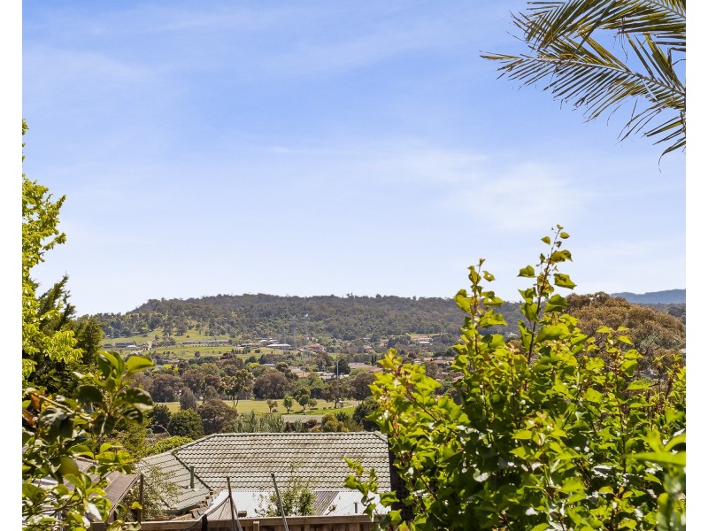 25 Scotsburn Way, Endeavour Hills VIC 3802