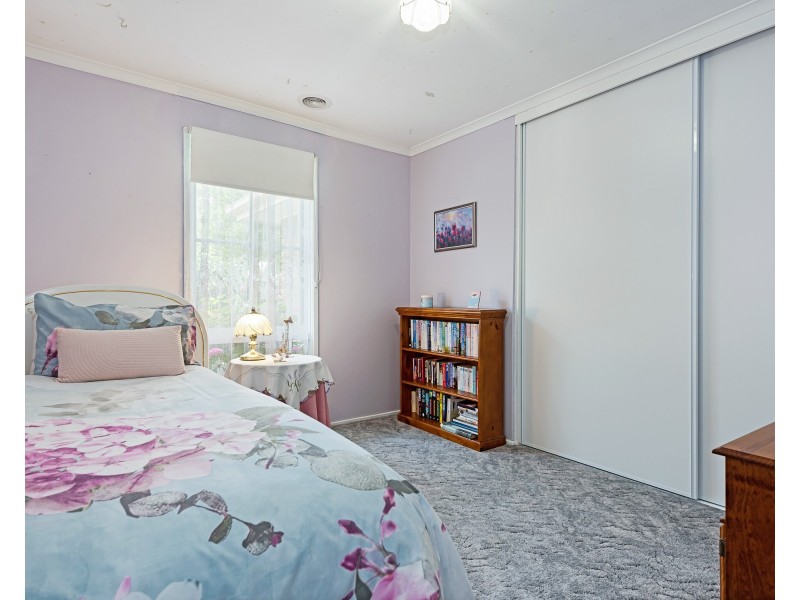 79 Charles Green Avenue, Endeavour Hills VIC 3802