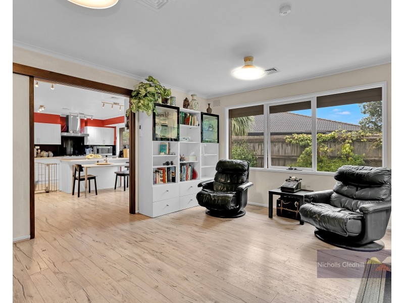 2 Salicina Court, Endeavour Hills VIC 3802