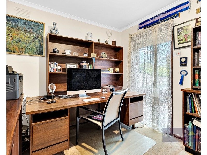 2 Salicina Court, Endeavour Hills VIC 3802