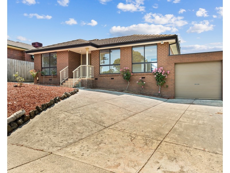 2 Merryn Close, Endeavour Hills VIC 3802