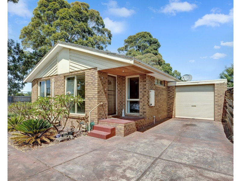 2/4 Bride Avenue, Hampton Park VIC 3976