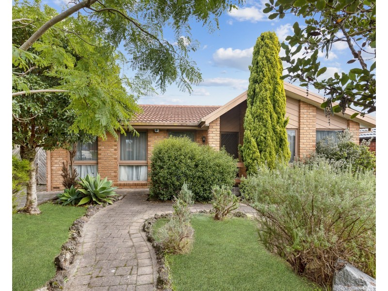 7 Glasgow Court, Endeavour Hills VIC 3802