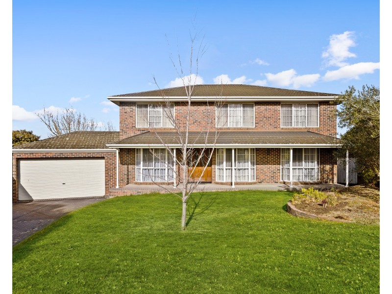 4 Lambert Court, Endeavour Hills VIC 3802