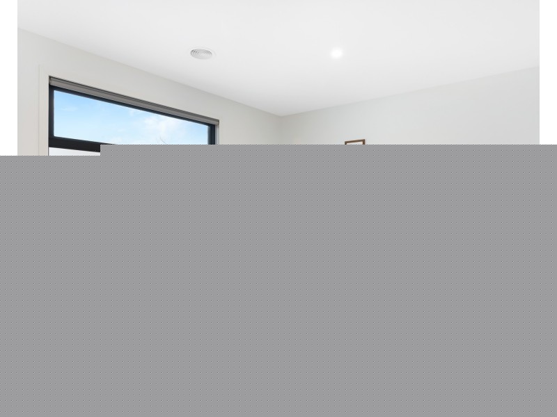 38 Crossdale Rise, Endeavour Hills VIC 3802