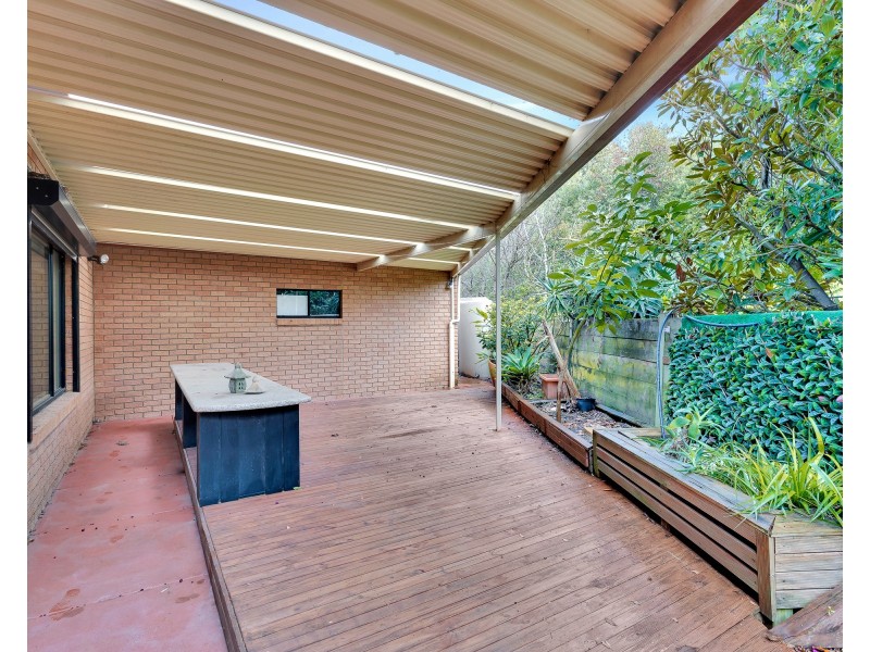 8 Landsborough Close, Endeavour Hills VIC 3802