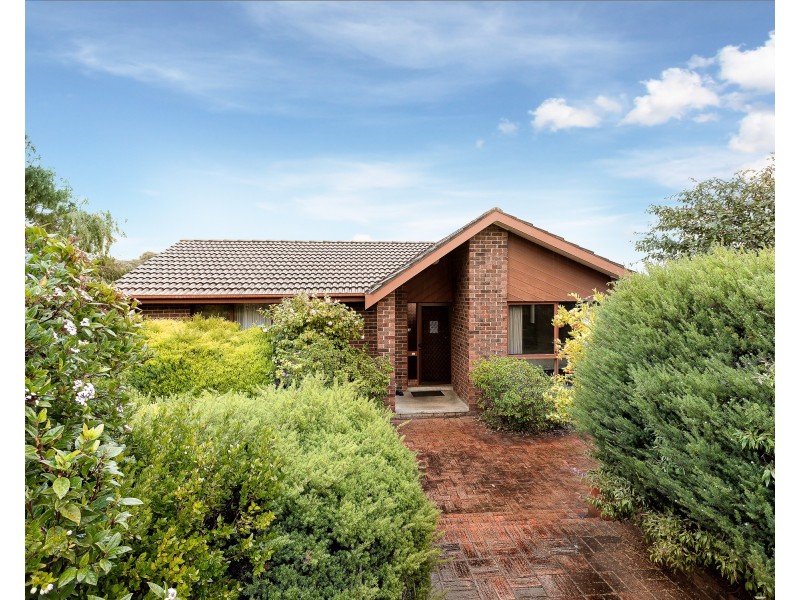 1 Harrow Place, Endeavour Hills VIC 3802