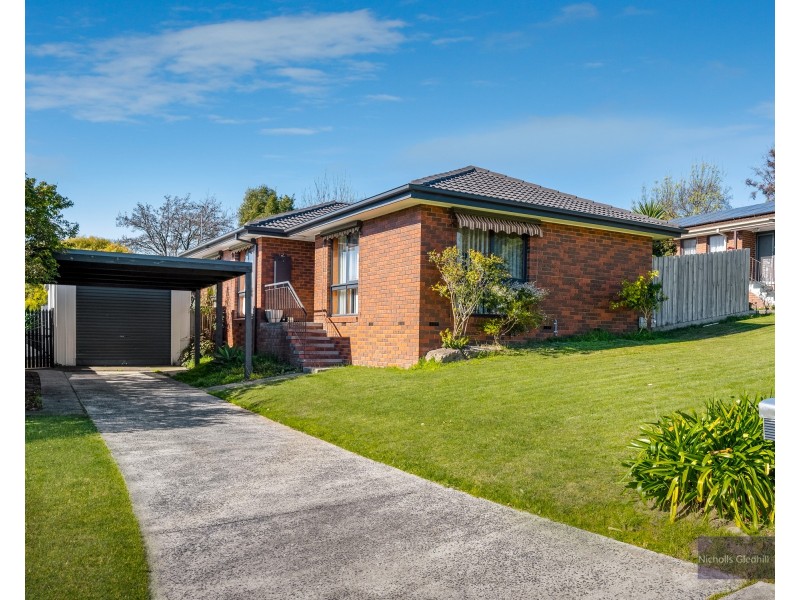 50 Mossgiel Park Drive, Endeavour Hills VIC 3802