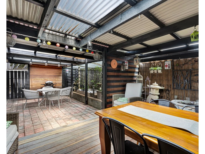 20 Monteith Crescent, Endeavour Hills VIC 3802