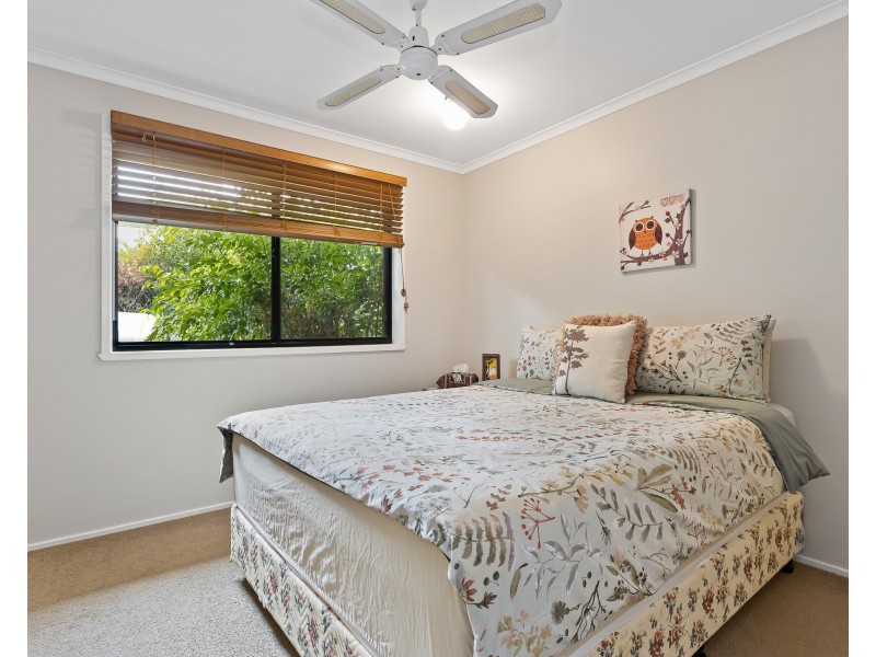 4 Sporing Court, Endeavour Hills VIC 3802