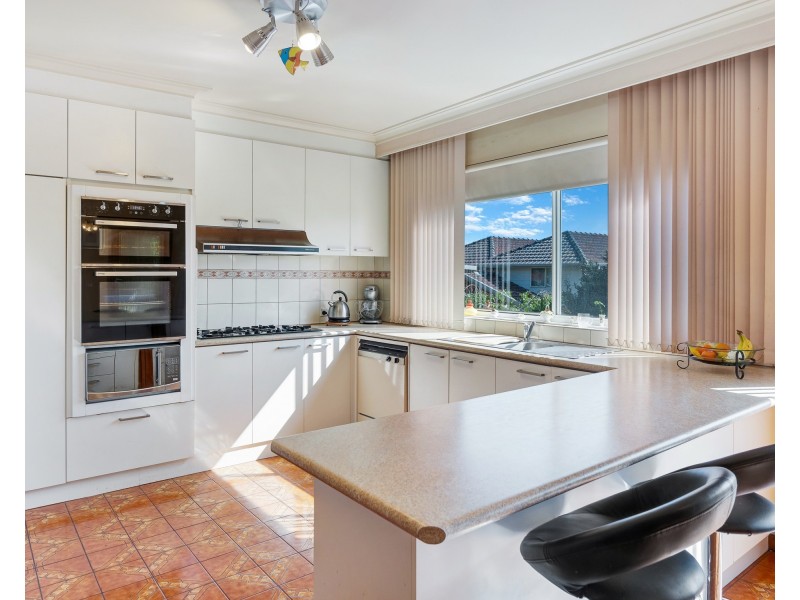 3 Dozey Place, Endeavour Hills VIC 3802