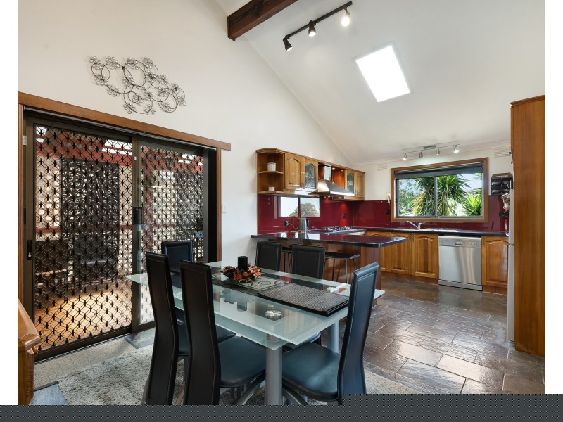 6 Bligh Court, Endeavour Hills VIC 3802