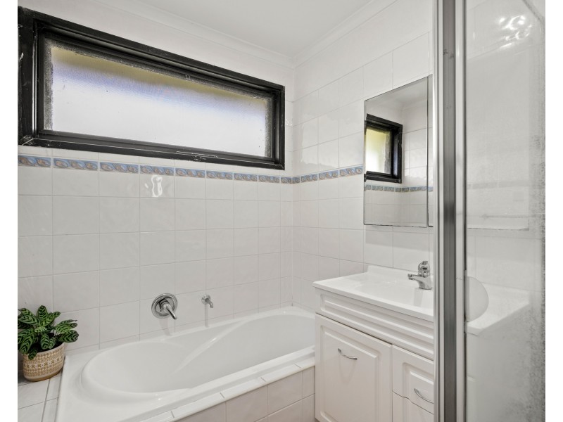 1 Pycnantha Court, Endeavour Hills VIC 3802