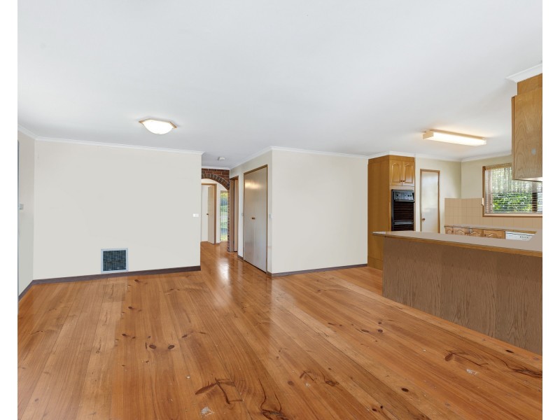 5 Cunningham Drive, Endeavour Hills VIC 3802