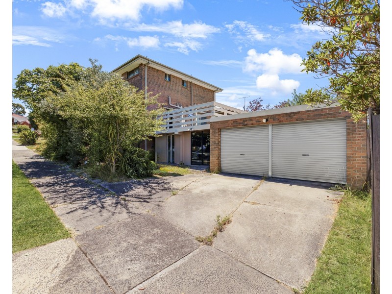 5 Cunningham Drive, Endeavour Hills VIC 3802