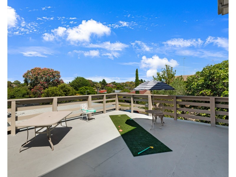 5 Cunningham Drive, Endeavour Hills VIC 3802