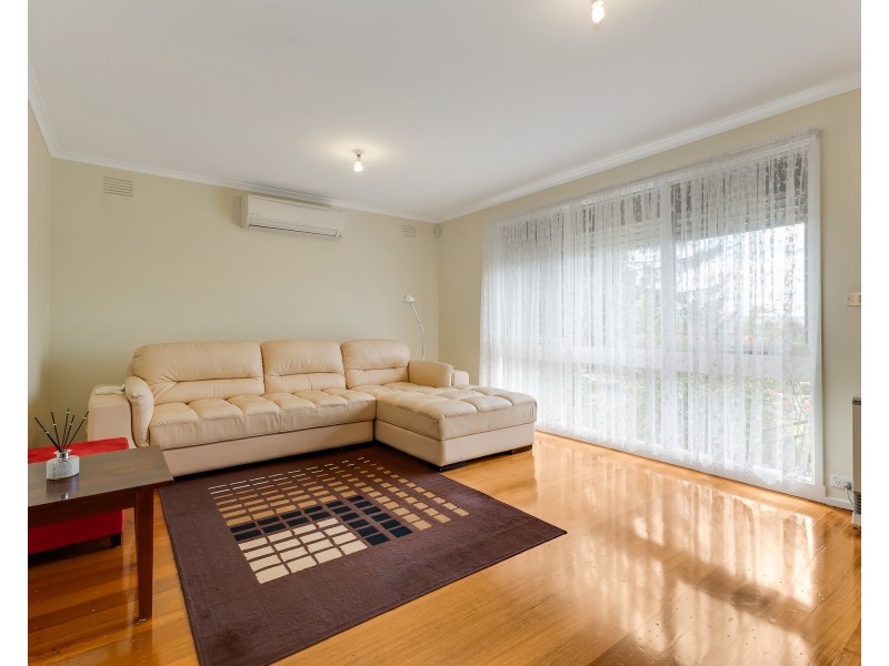 85 John Fawkner Drive, Endeavour Hills VIC 3802