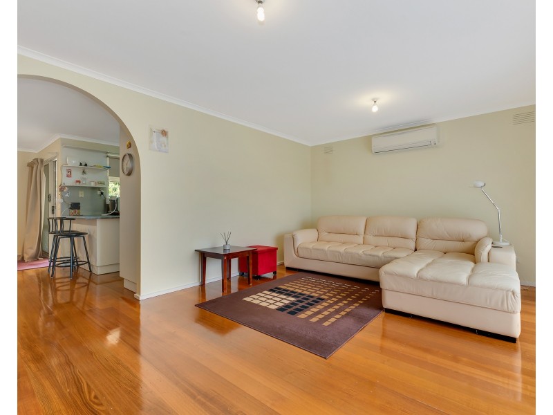 85 John Fawkner Drive, Endeavour Hills VIC 3802