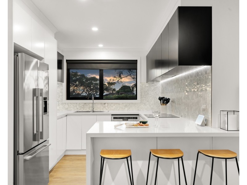 10 Reed Court, Endeavour Hills VIC 3802