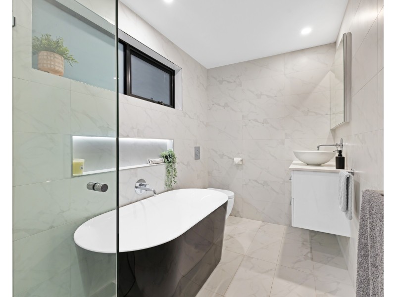 10 Reed Court, Endeavour Hills VIC 3802