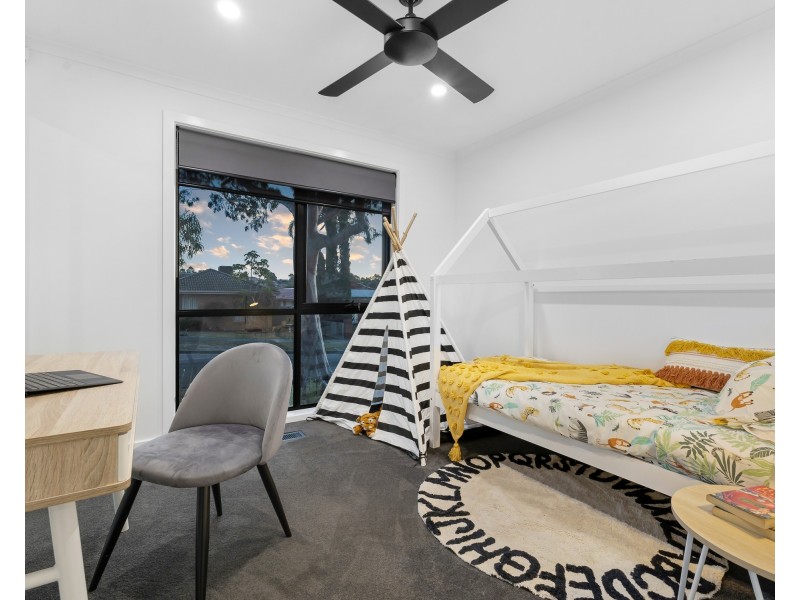 10 Reed Court, Endeavour Hills VIC 3802