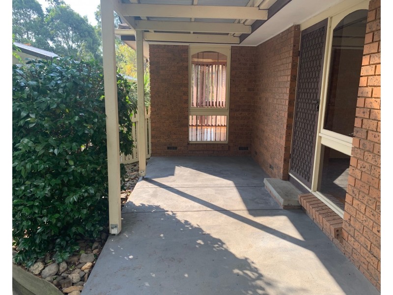 236 James Cook Drive, Endeavour Hills VIC 3802