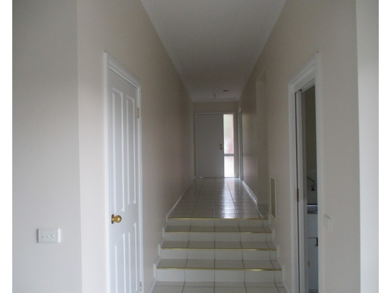 63 Preston Avenue, Endeavour Hills VIC 3802