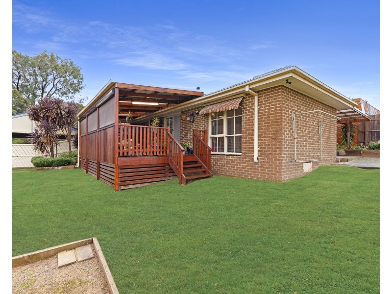 15 Thompson Court, Endeavour Hills VIC 3802