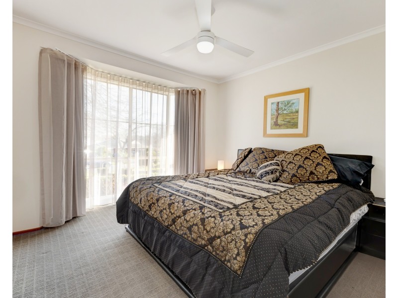 4 Hood Court, Berwick VIC 3806