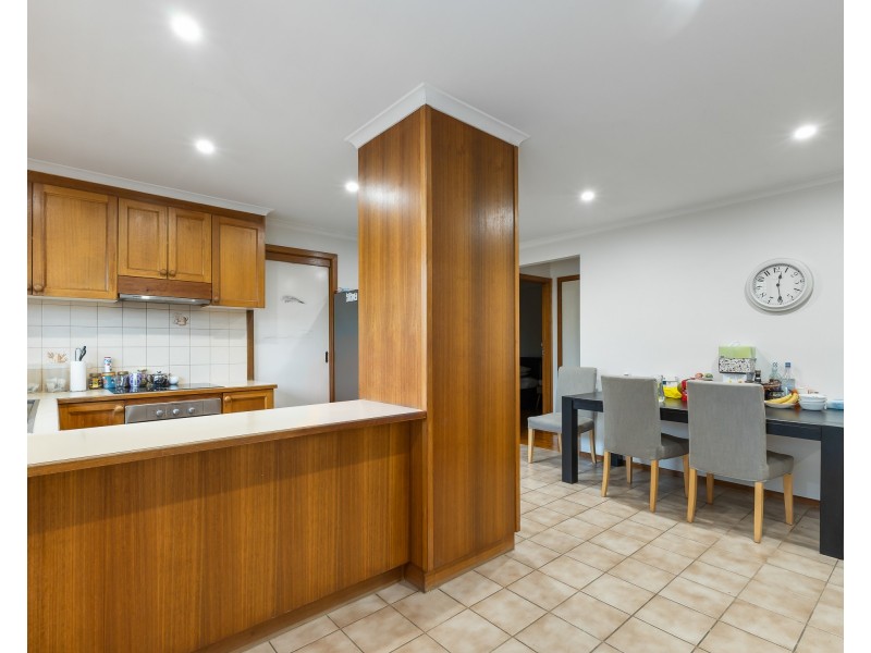 1/3 Arthur Phillip Drive, Endeavour Hills VIC 3802