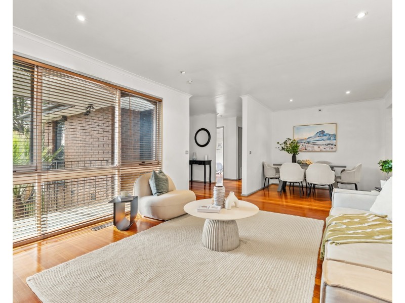 21 Ponto Court, Endeavour Hills VIC 3802