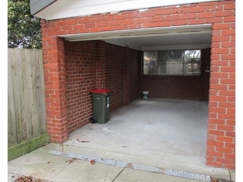 2 Rolland Court, Endeavour Hills VIC 3802