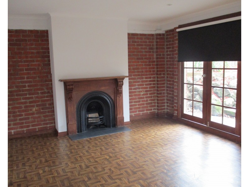 2 Rolland Court, Endeavour Hills VIC 3802