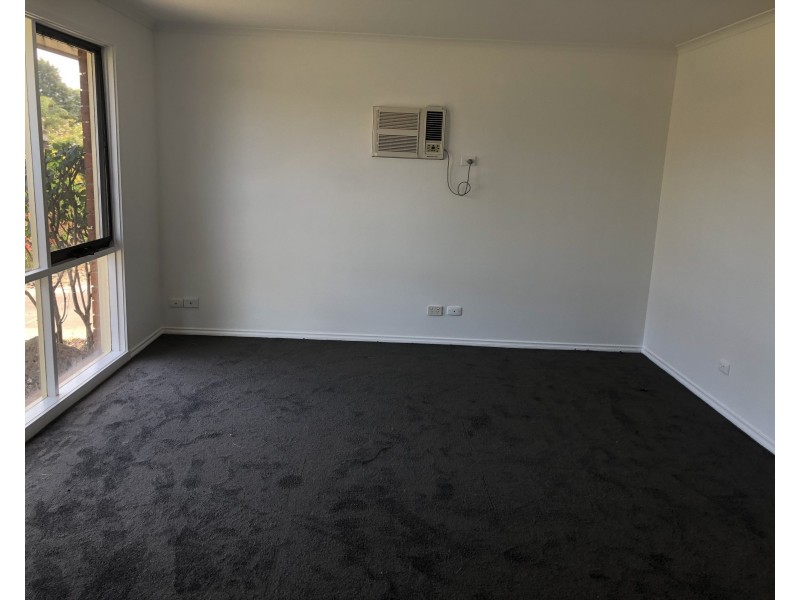 14 Eildon Road, Endeavour Hills VIC 3802