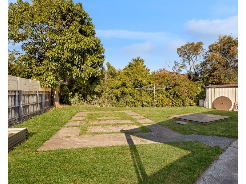 14 Whitestone Court, Endeavour Hills VIC 3802