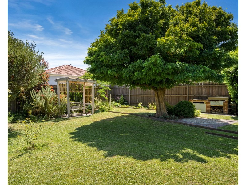 1 Belsize Court, Endeavour Hills VIC 3802