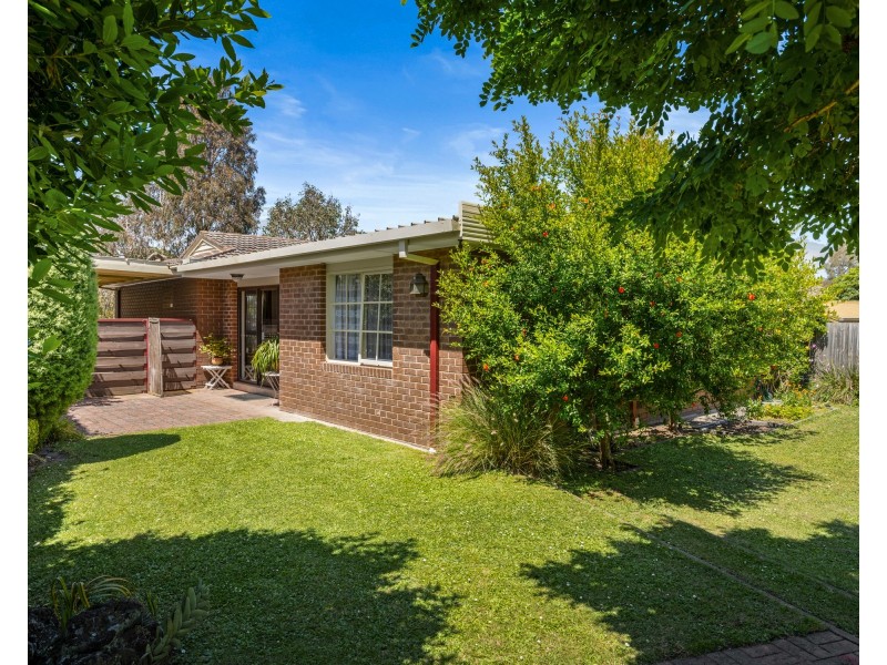 1 Belsize Court, Endeavour Hills VIC 3802
