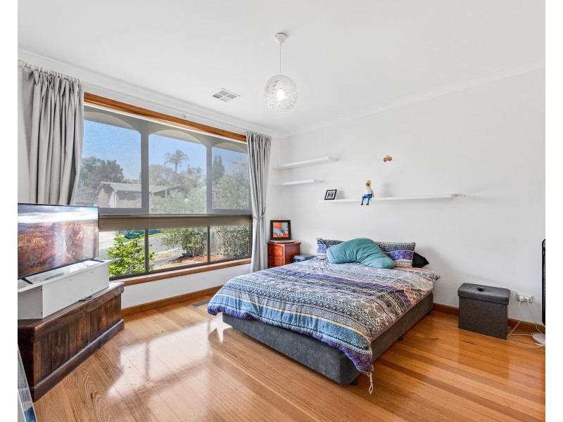 17 Peckover Court, Endeavour Hills VIC 3802