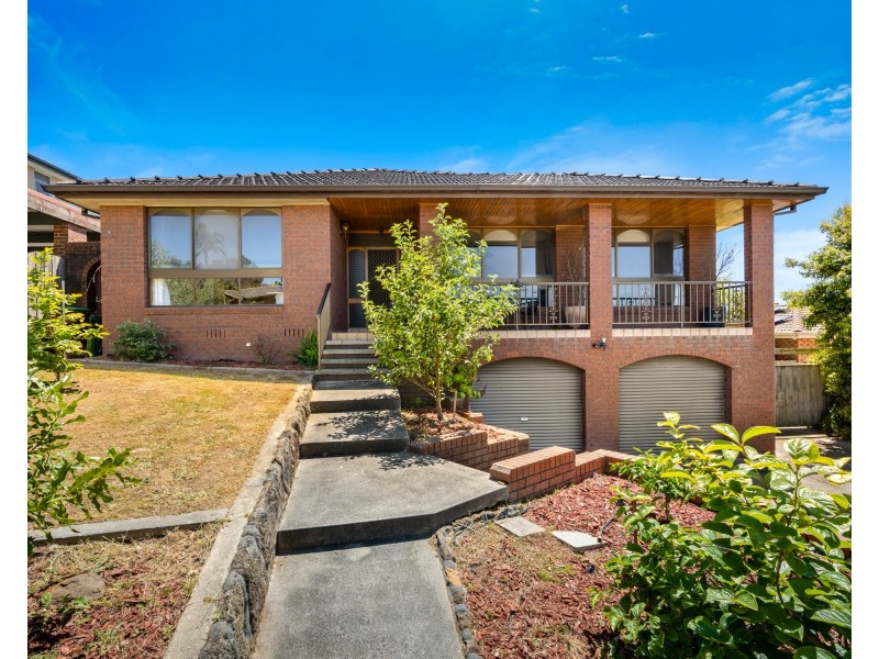 17 Peckover Court, Endeavour Hills VIC 3802