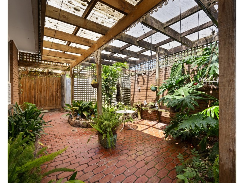 1 Hunter Court, Frankston VIC 3199