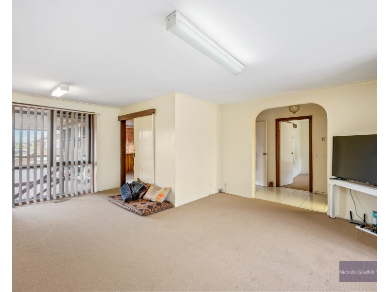 8 Hann Close, Endeavour Hills VIC 3802