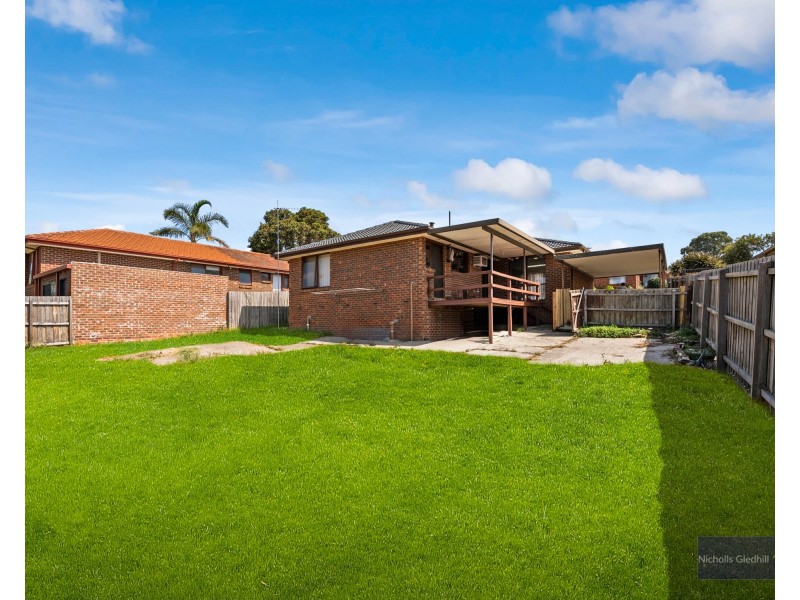 8 Hann Close, Endeavour Hills VIC 3802
