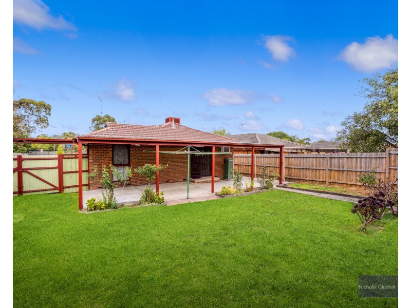 37 Gleneagles Drive, Endeavour Hills VIC 3802