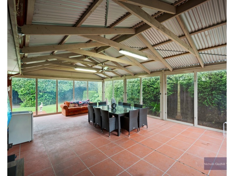 6 Dealbata Avenue, Endeavour Hills VIC 3802