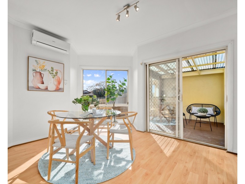 1/60 Arthur Phillip Drive, Endeavour Hills VIC 3802