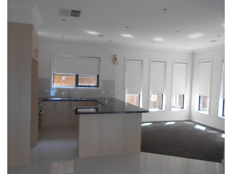 1A Puffin Court, Endeavour Hills VIC 3802