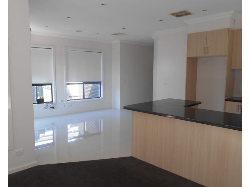 1A Puffin Court, Endeavour Hills VIC 3802